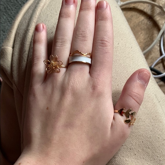 Jewelry - Gold and White Ring Set